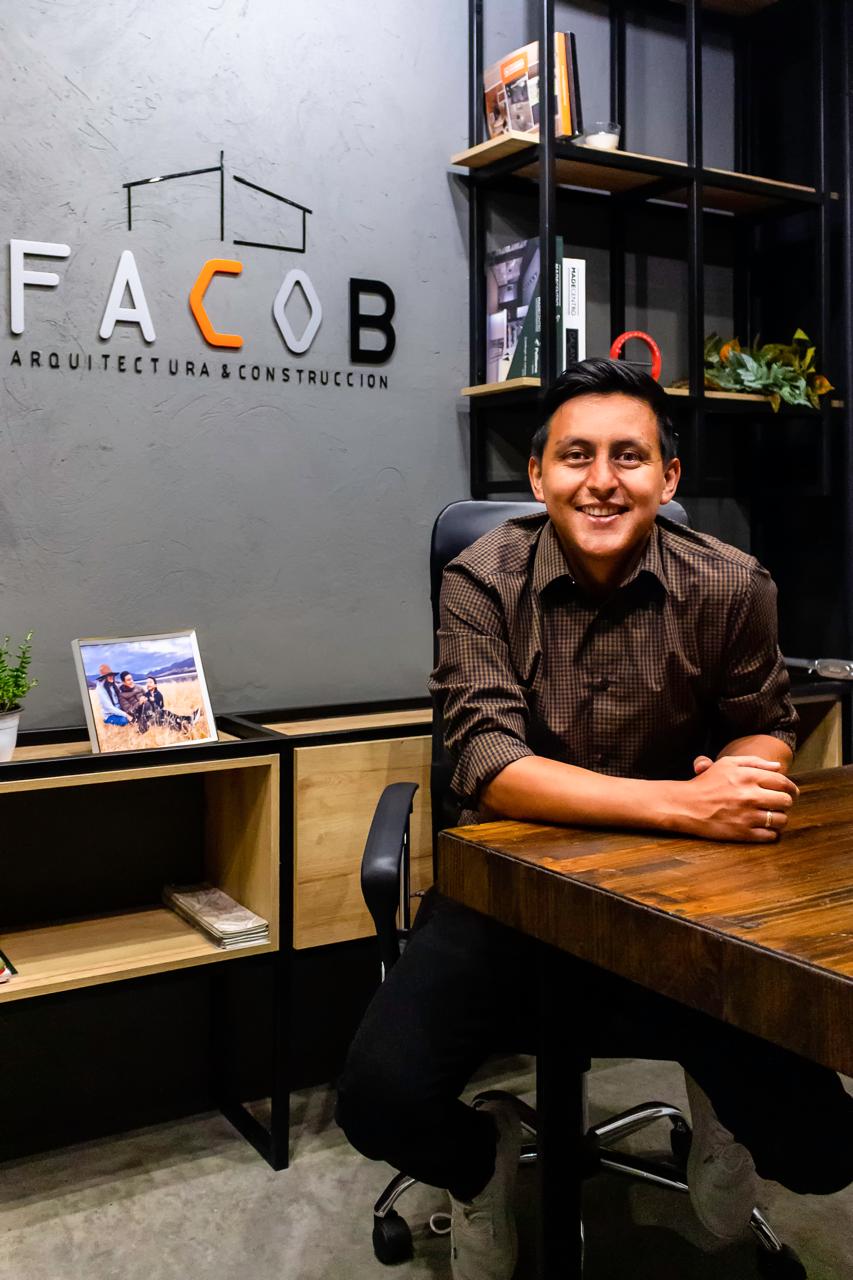 Nombre del Profesional 2